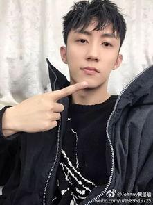 国产帅哥爱在线,爱在线展现风采